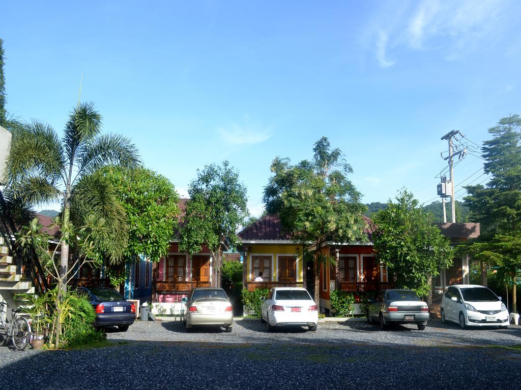 Toffee House Hotel Nakhon Nayok Exterior photo