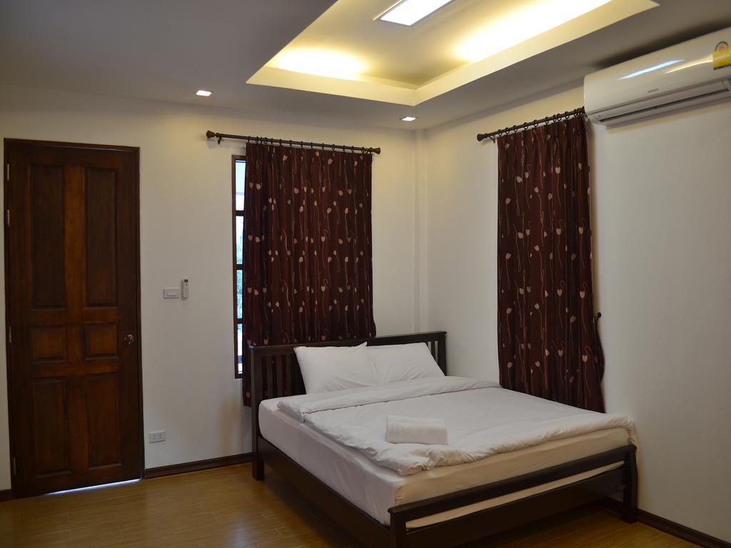 Toffee House Hotel Nakhon Nayok Room photo