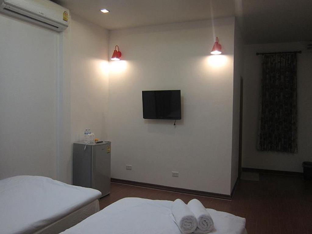 Toffee House Hotel Nakhon Nayok Exterior photo