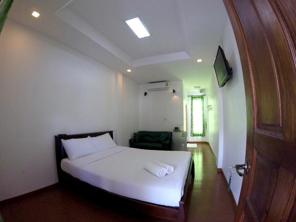 Toffee House Hotel Nakhon Nayok Exterior photo