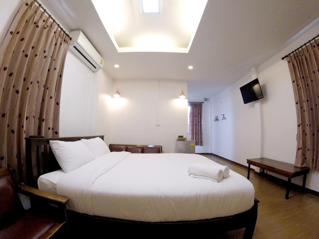 Toffee House Hotel Nakhon Nayok Exterior photo