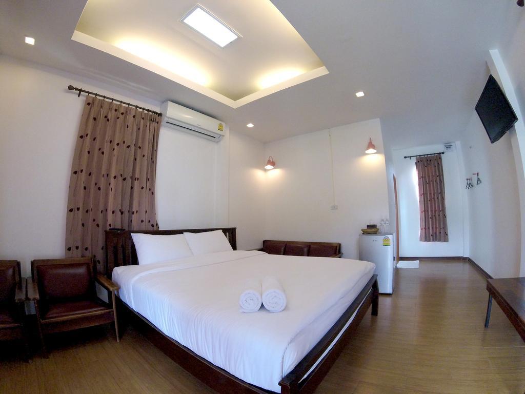 Toffee House Hotel Nakhon Nayok Exterior photo